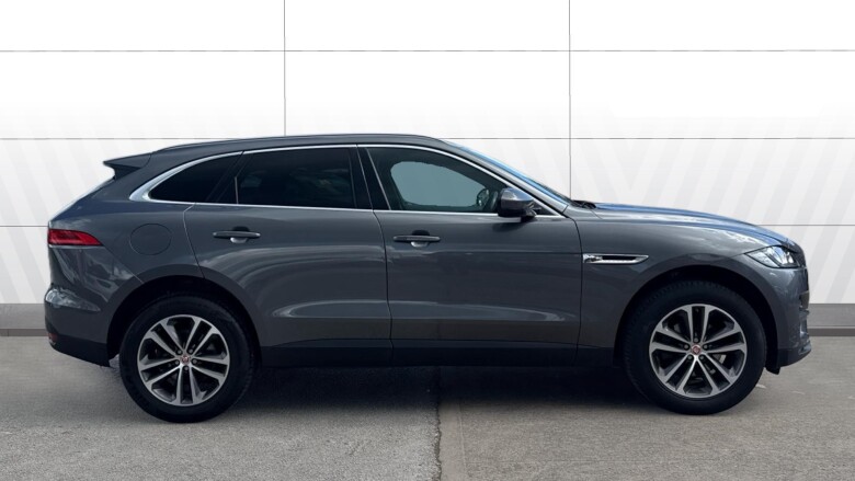 Jaguar F-Pace 2.0d Portfolio 5dr Auto AWD Diesel Estate